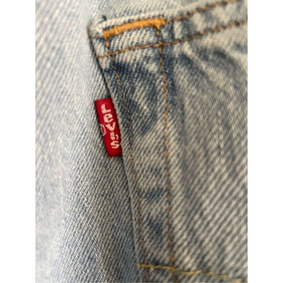 Levi's 501 Men's Blue Light Wash Distressed Straight Denim Jeans Size 32×30 - Picture 10 of 11